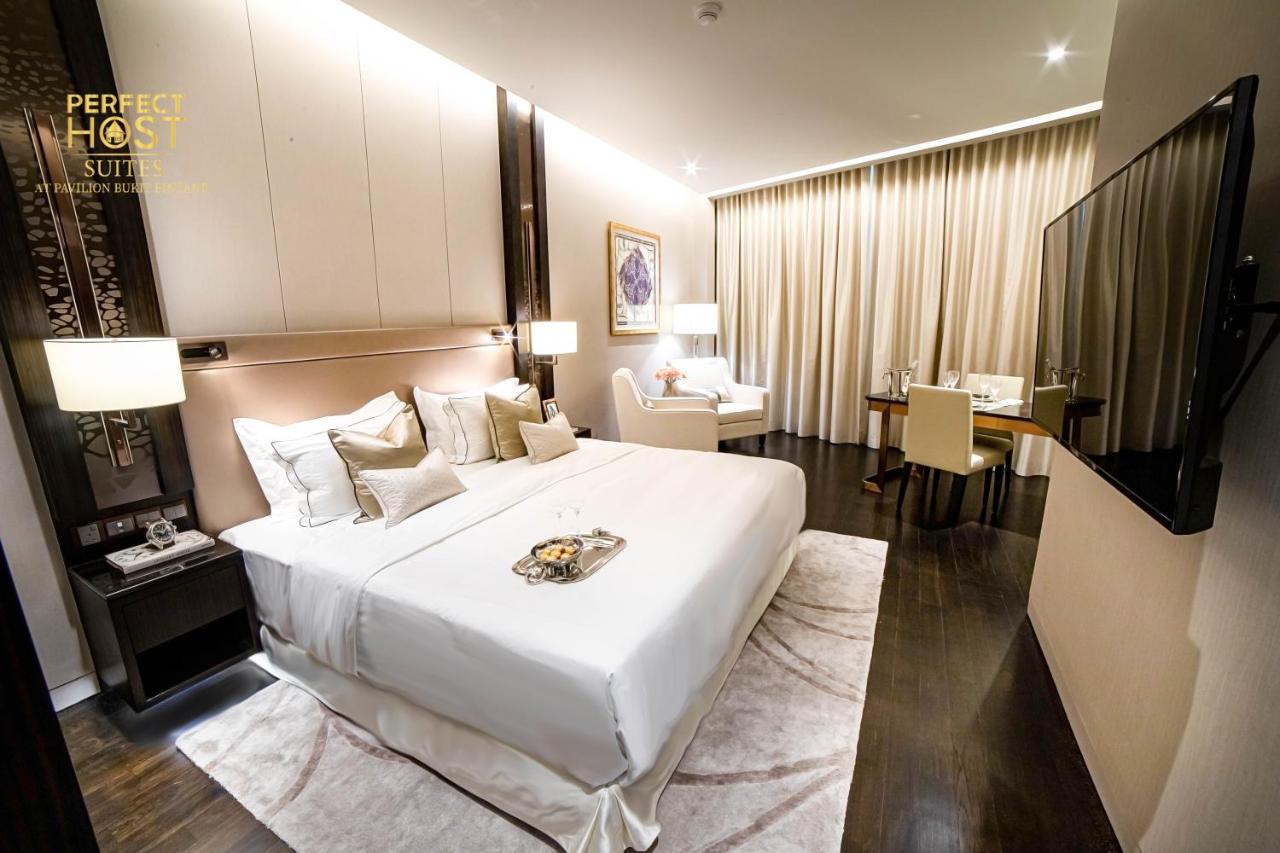 Ph Suites At Pavilion Bukit Bintang Kuala Lumpur Kültér fotó A bedroom at the hotel