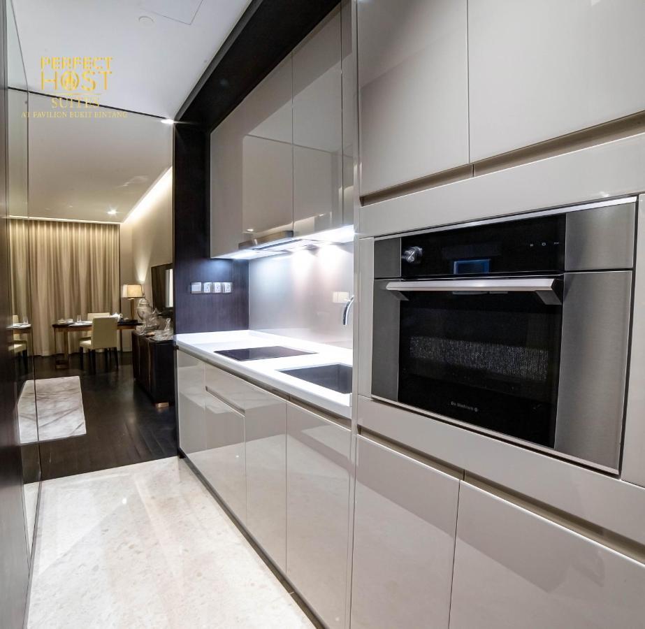 Ph Suites At Pavilion Bukit Bintang Kuala Lumpur Kültér fotó A modern kitchen